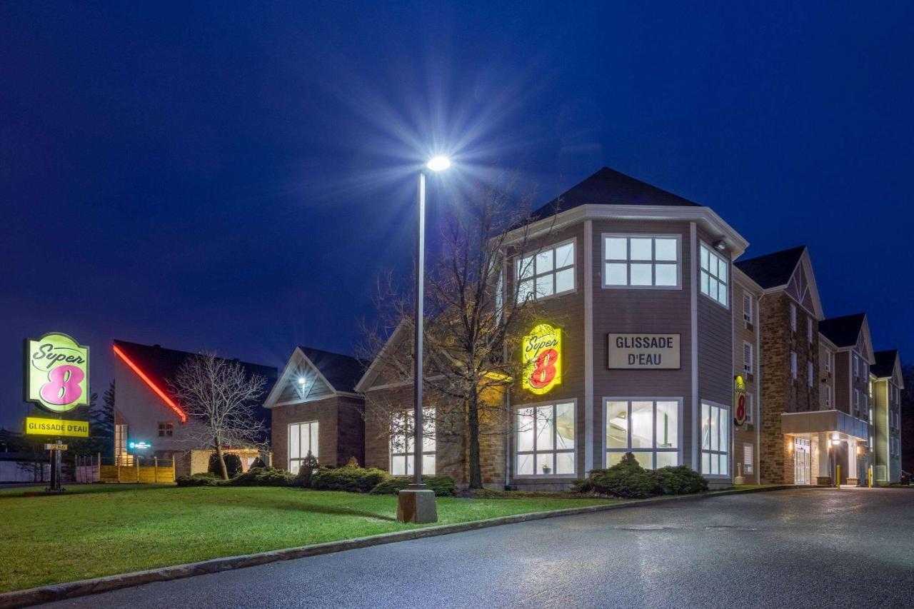 Super 8 By Wyndham Québec Dış mekan fotoğraf
